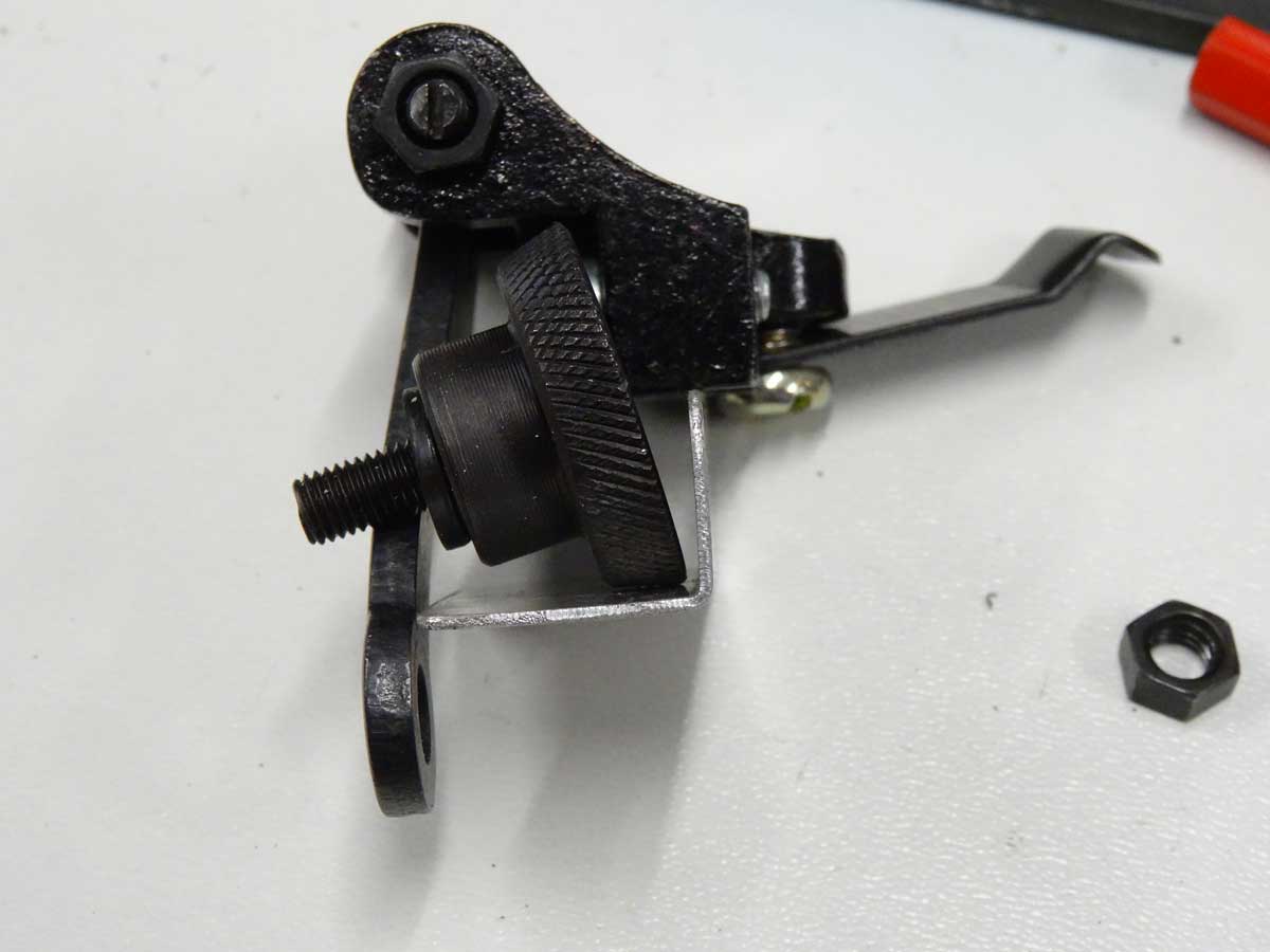 Roller foot conversion for Singer HD6335 sewing machine - April 2024